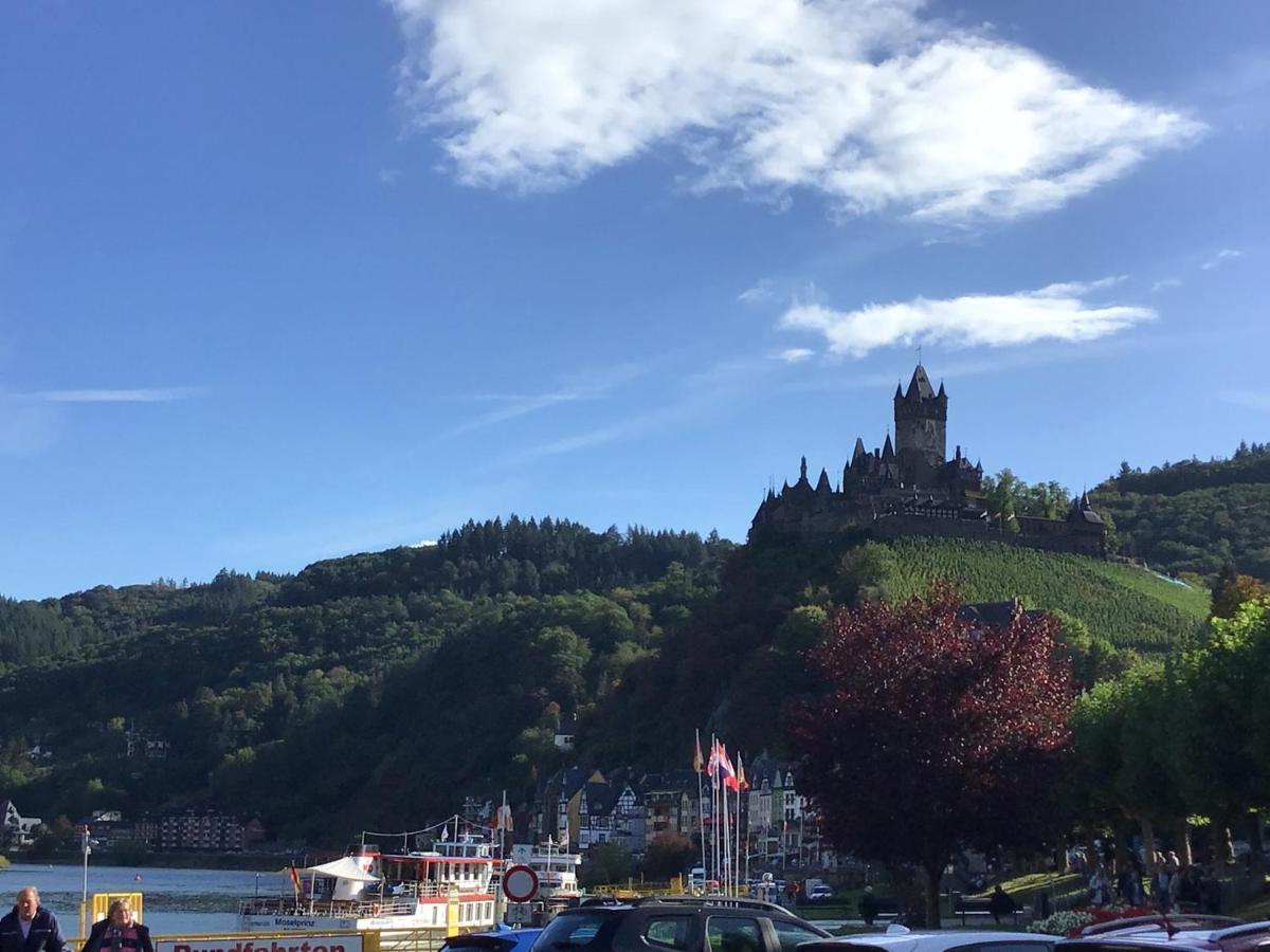 Attraktive Wohnung-Elztalidyll-zwischen Mosel,Nürburgring und Burg Eltz Kollig Exterior foto