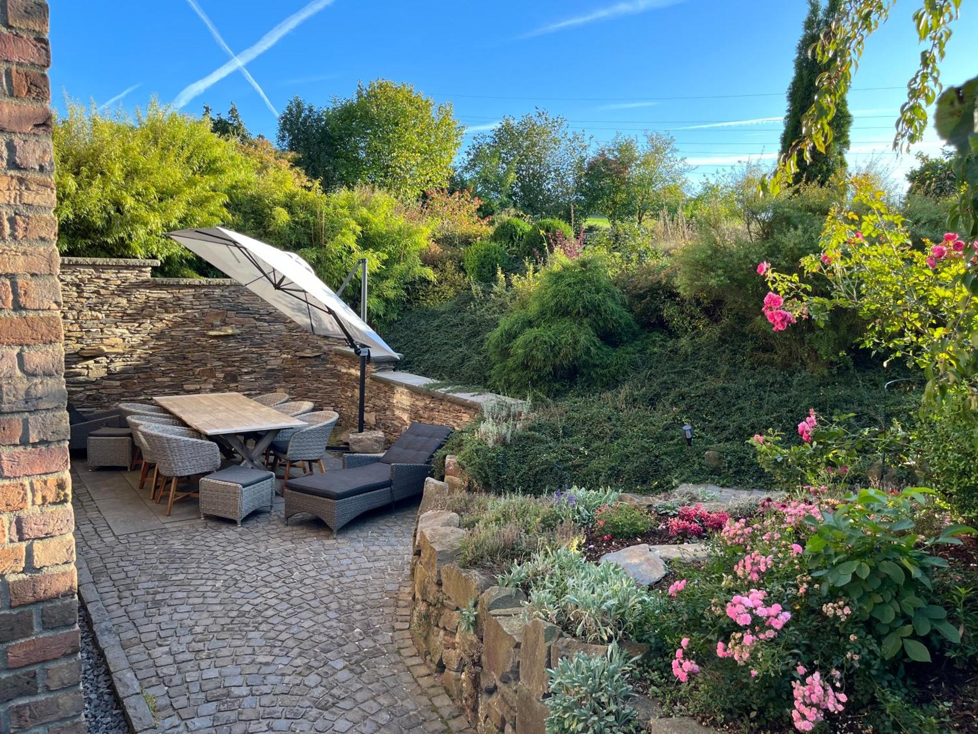 Attraktive Wohnung-Elztalidyll-zwischen Mosel,Nürburgring und Burg Eltz Kollig Exterior foto